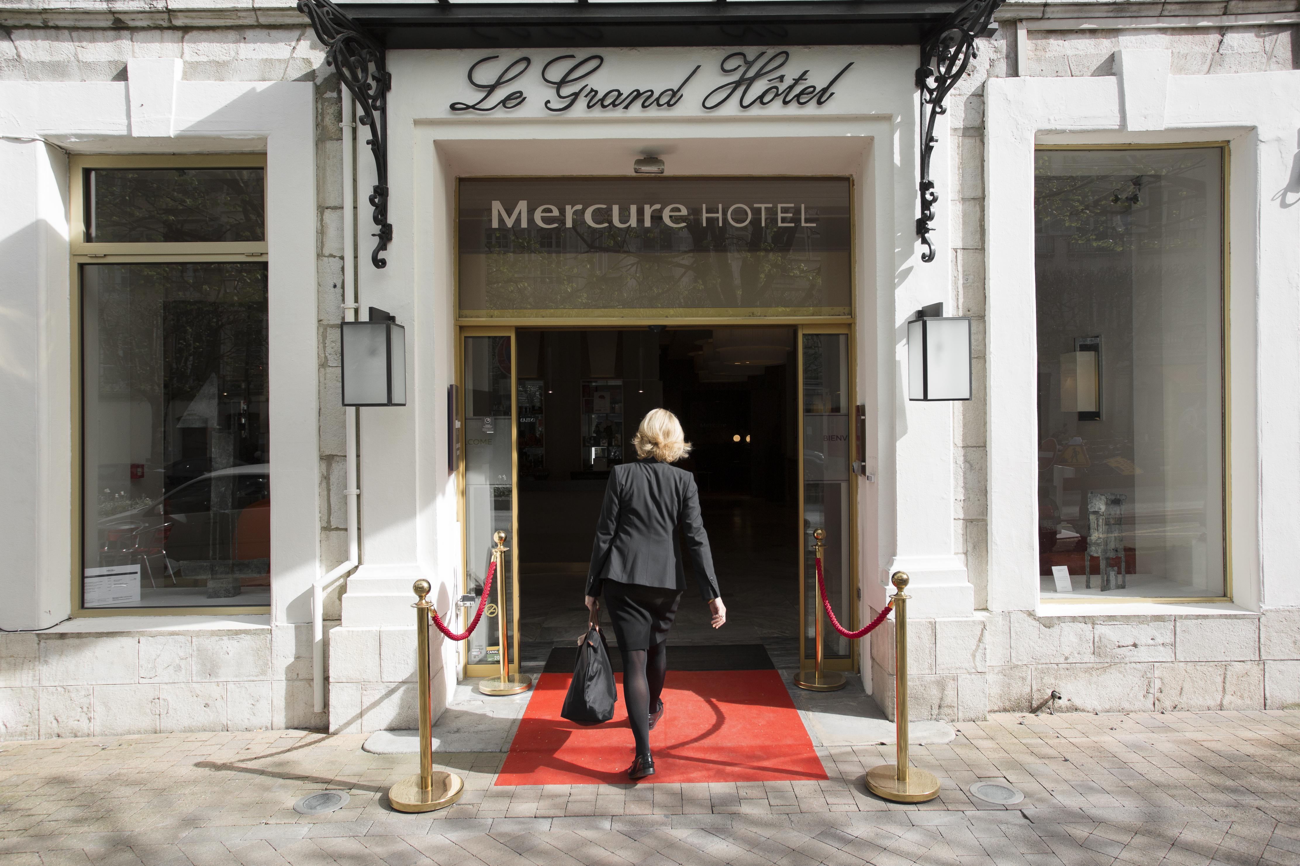 Hotel Mercure Bayonne Centre Le Grand Hotel Bagian luar foto